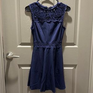 Women’s Blue Lace Dress